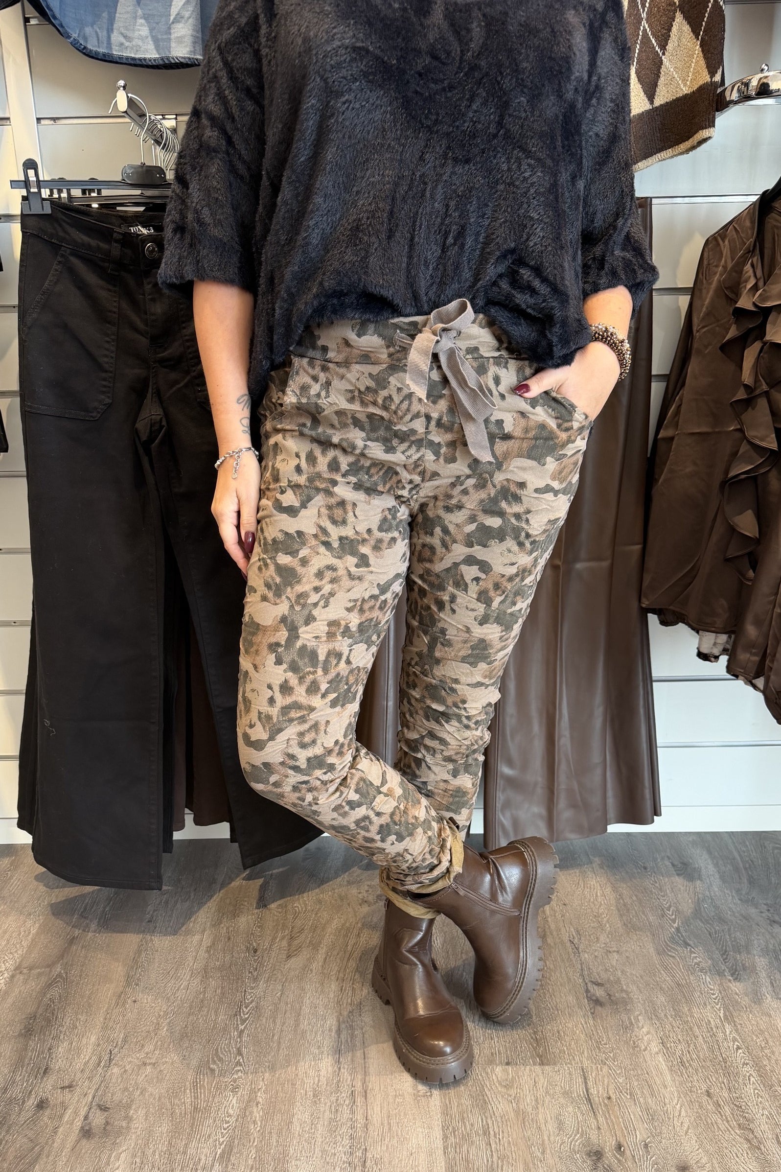 missytaupe3.jpg