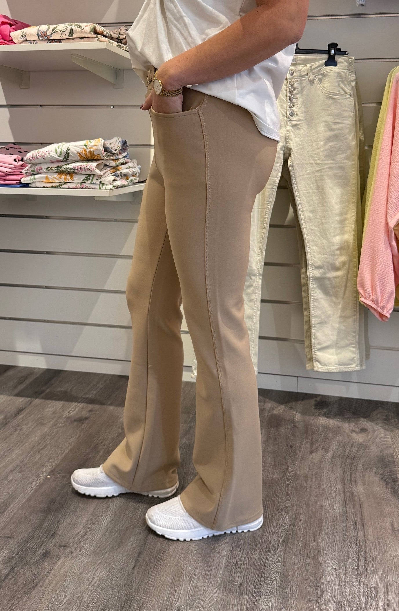 Minette- Mjuk Kostymbyxa  Beige