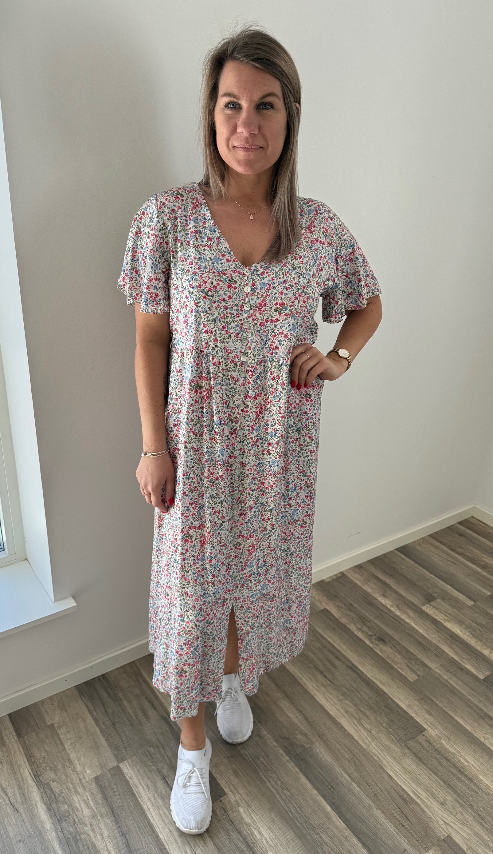 Gina - Klänning - Blommor - Cream/Multi