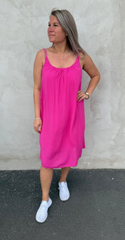 Nat - Klänning -Cerise- Nyhet