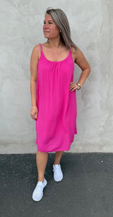 Nat - Klänning -Cerise- Nyhet