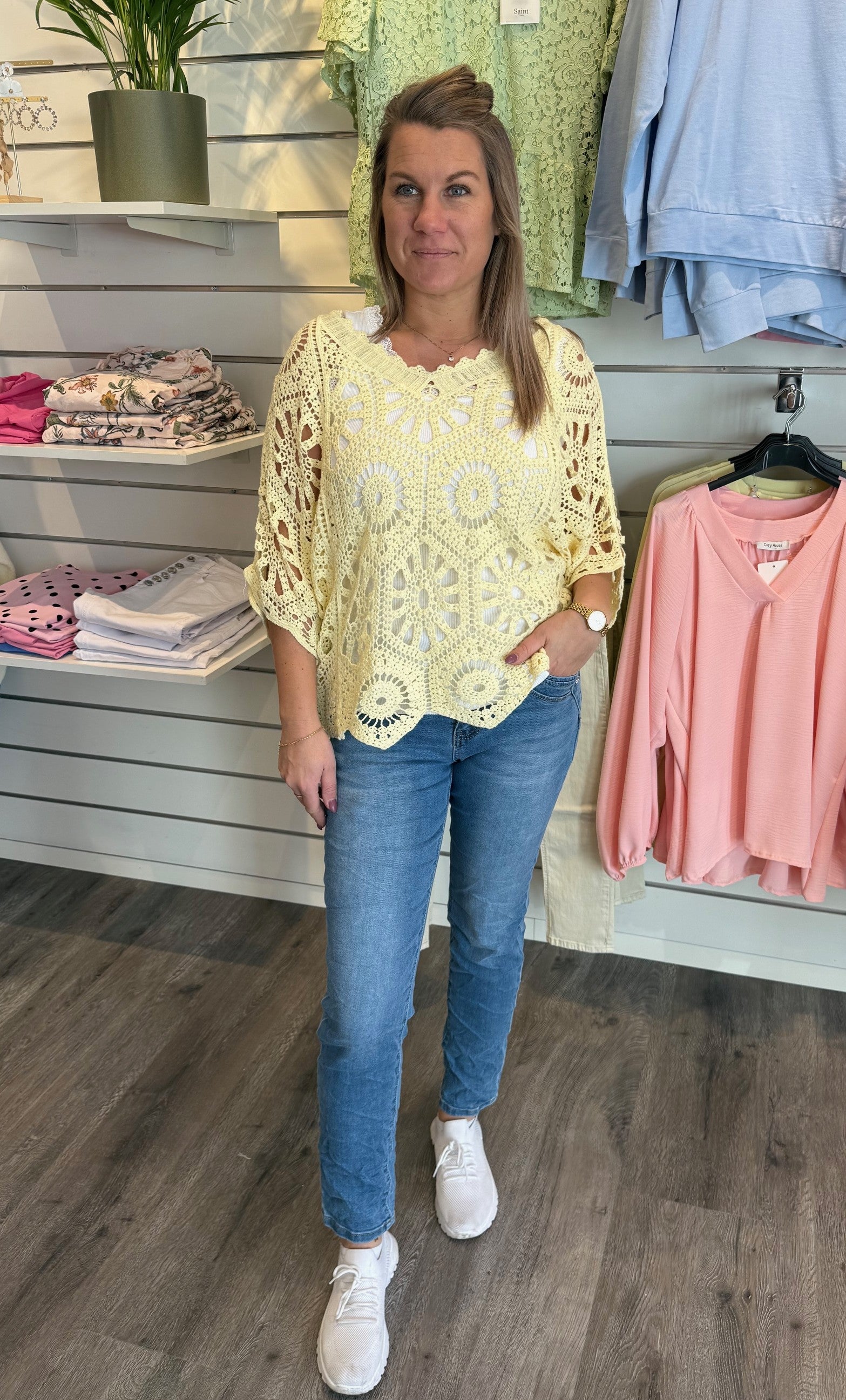 Nelia - Virkad Topp - Gul