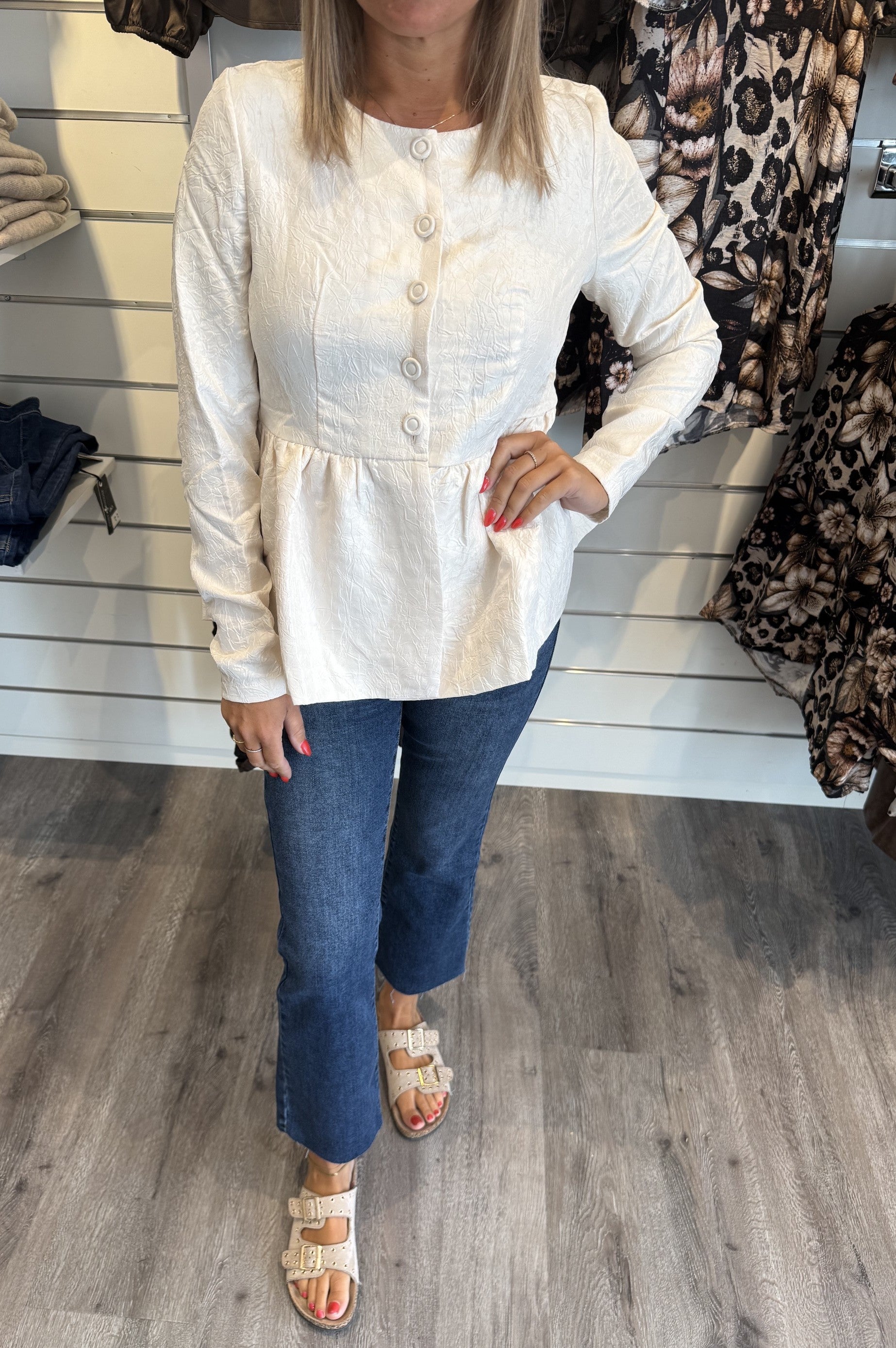 NUDanielle Blus Creme