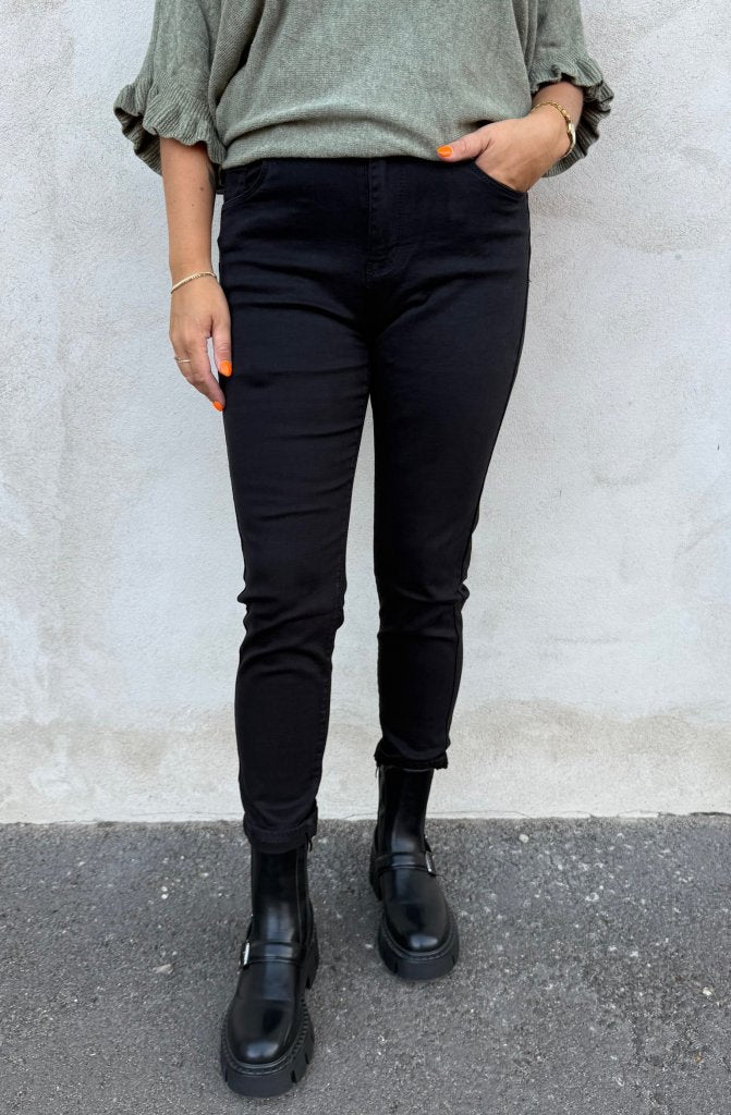 Olivia - Jeans - JW747 - Svart - Nyhet