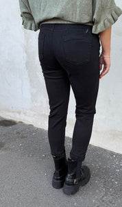 Olivia - Jeans - JW747 - Svart - Nyhet