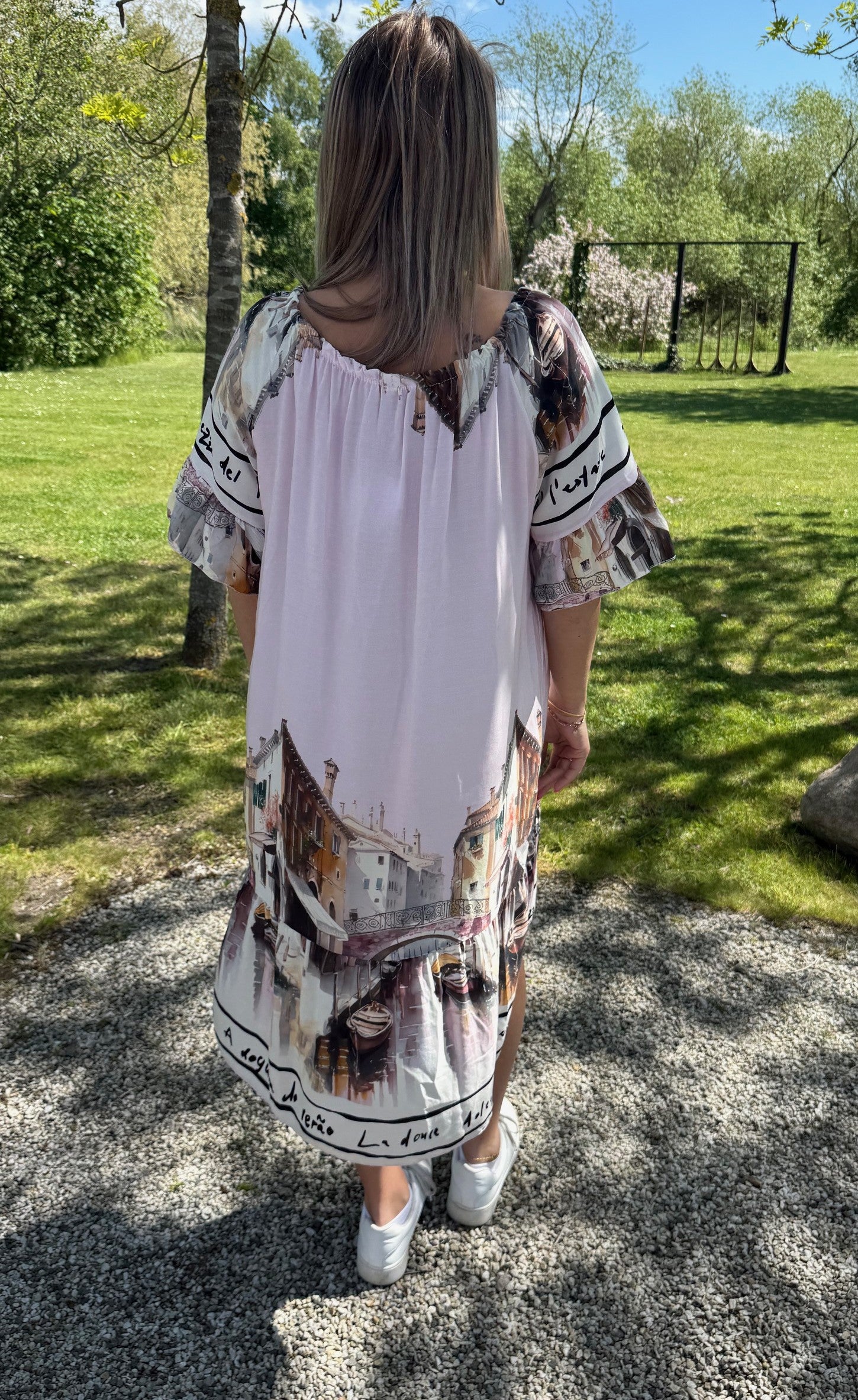 Paloma semesterklänning Rosa
