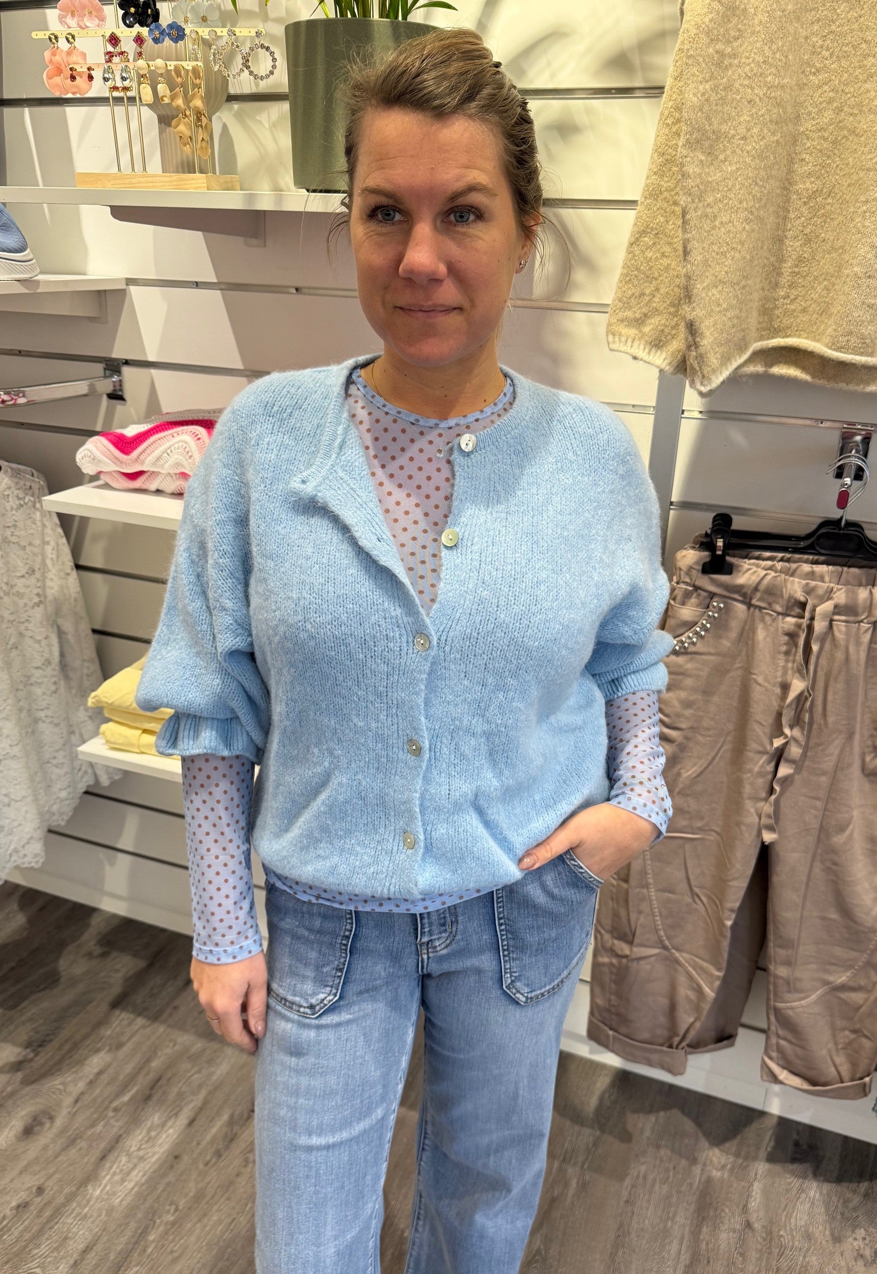 Pernilla - Meshtopp  Prickar Blå