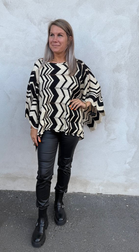 Esther- Poncho - Guld/Svart- Nyhet
