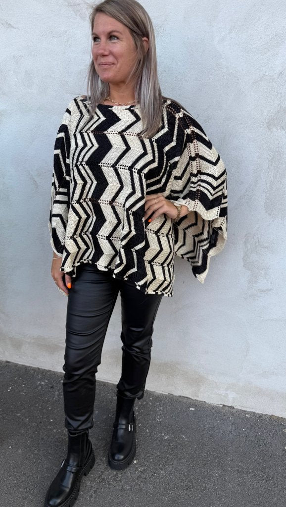 Esther- Poncho - Guld/Svart- Nyhet
