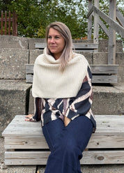 Mille - Stickad poncho krage - Beige- Nyhet