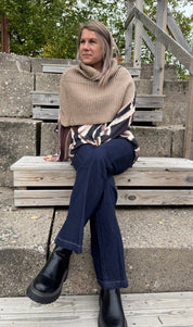 Mille - Stickad poncho krage - Taupe- Nyhet