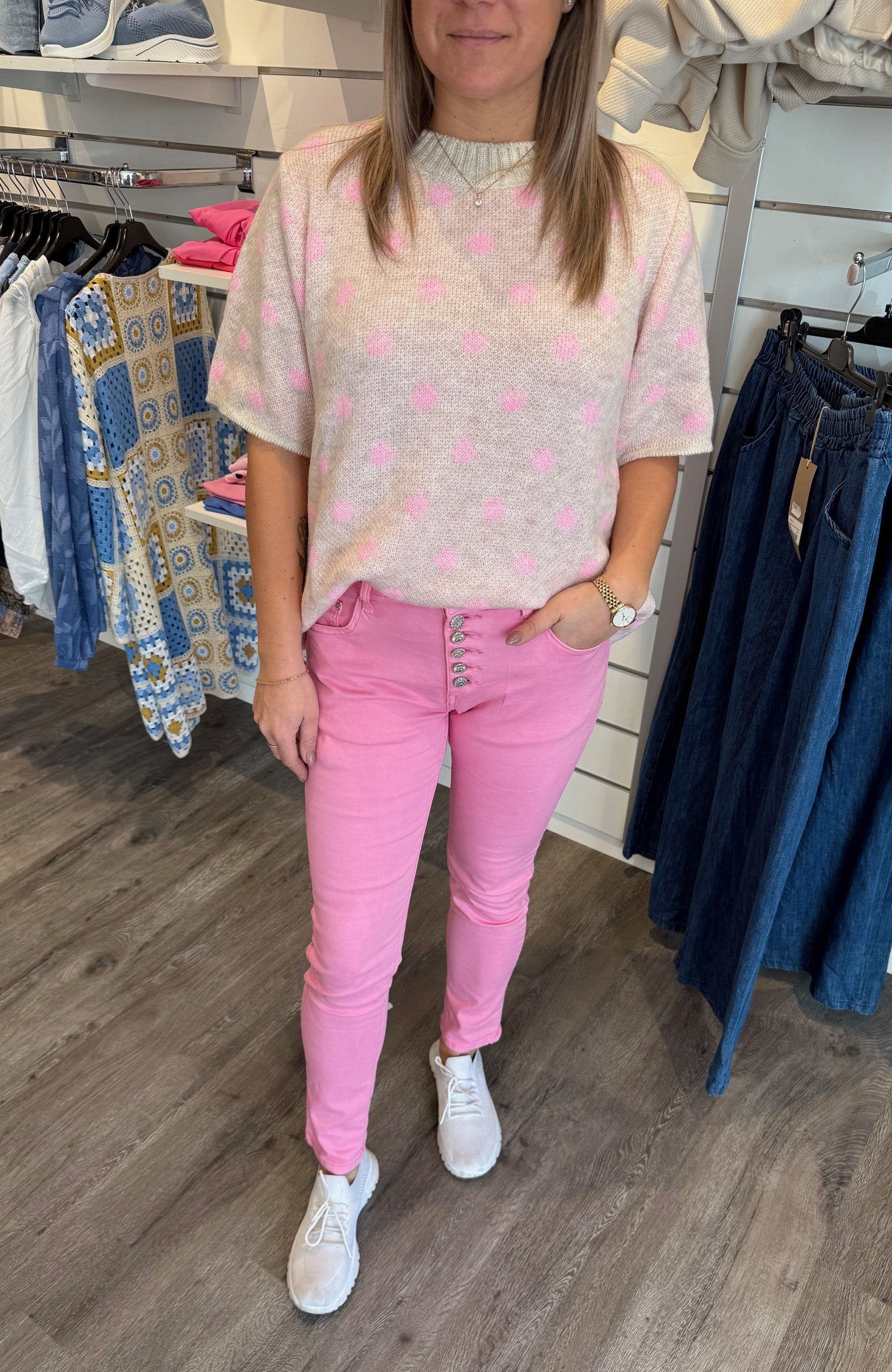Fiona - Stickad tröja- Creme/Rosa - Prickig