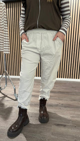 Raffaella  - Byxa med resår - Beige - Nyhet