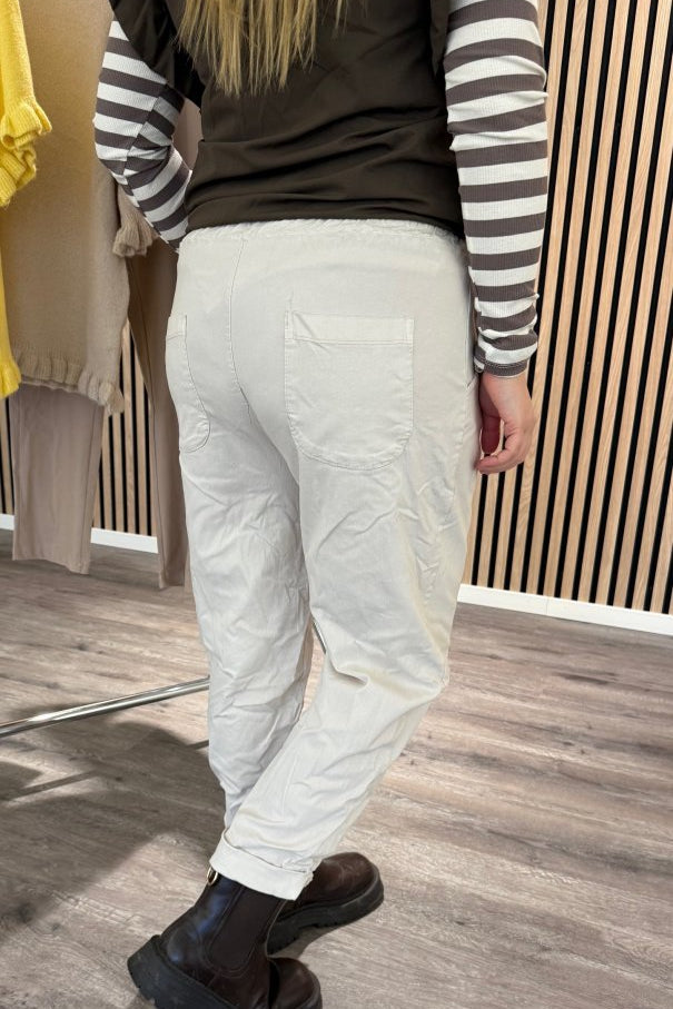 raffaellabeige3.jpg