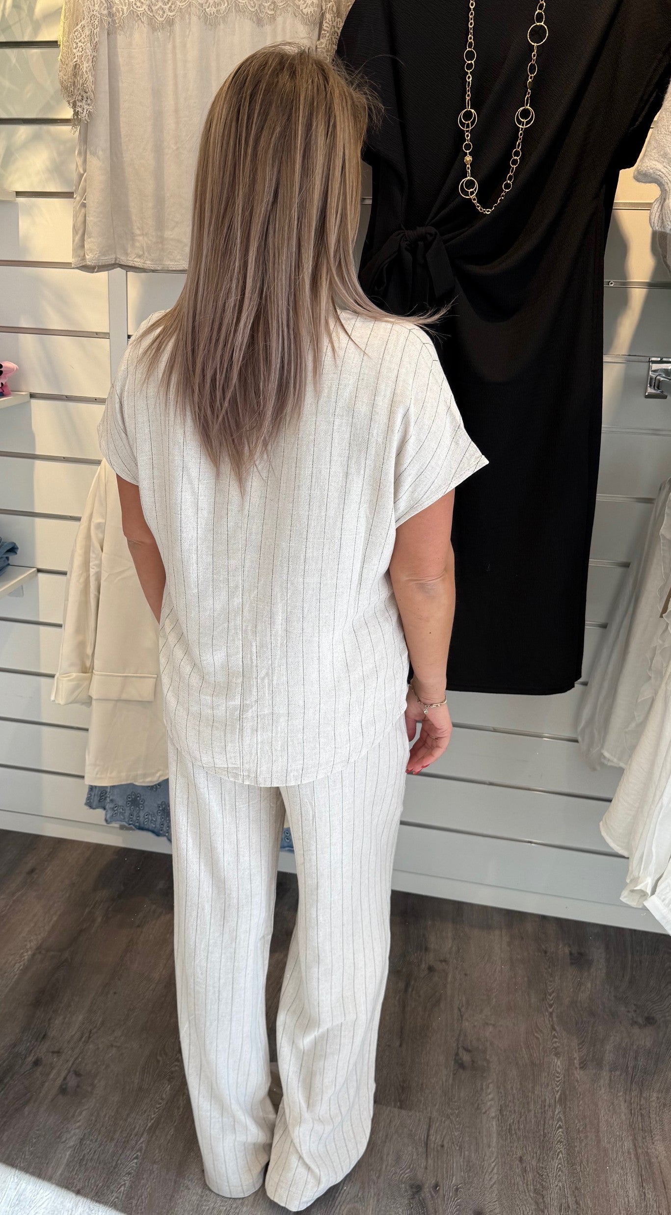 Ursula Linnetopp Beige