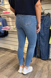Rita- Jeans - Rosetter - Ljus Denim - Nyhet