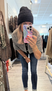 Ronja mössa svart