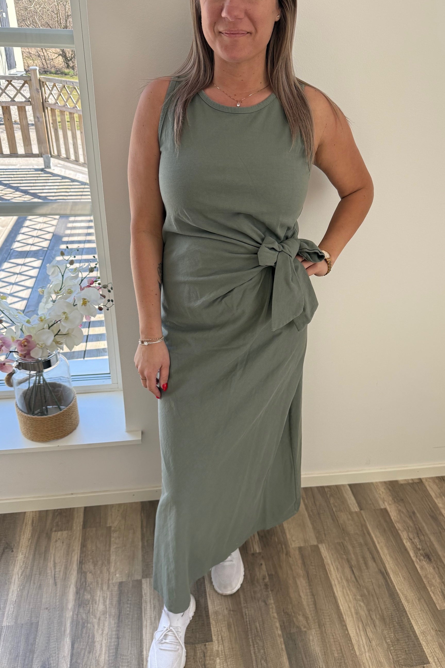 rosabellekhaki2.jpg