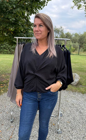 Rose- Topp med knyt - Svart- Nyhet