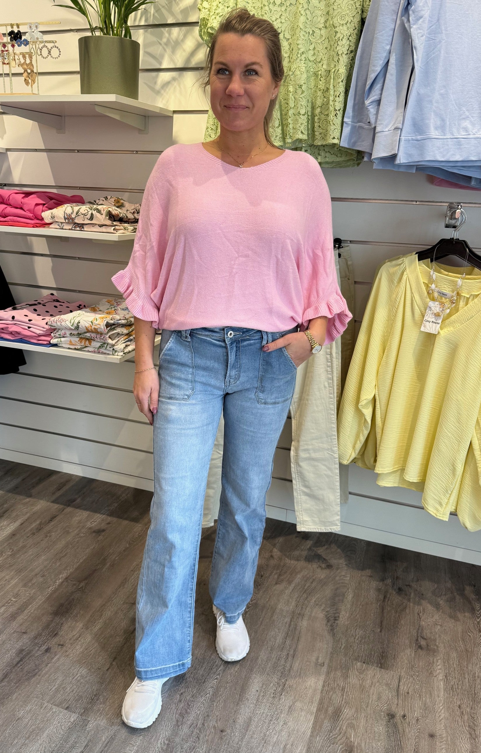 Sara- Tröja - Volang - Ljusrosa