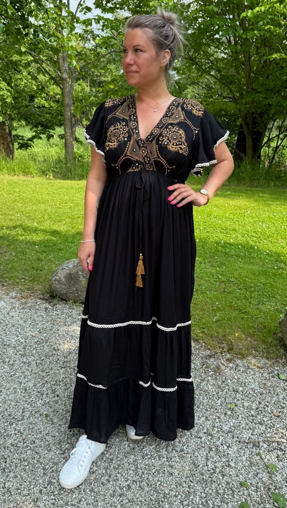 SBMaria  - Klänning -  Mönster - Svart - Nyhet