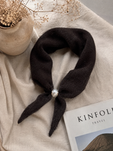 Stickad scarf med pärla - Choco