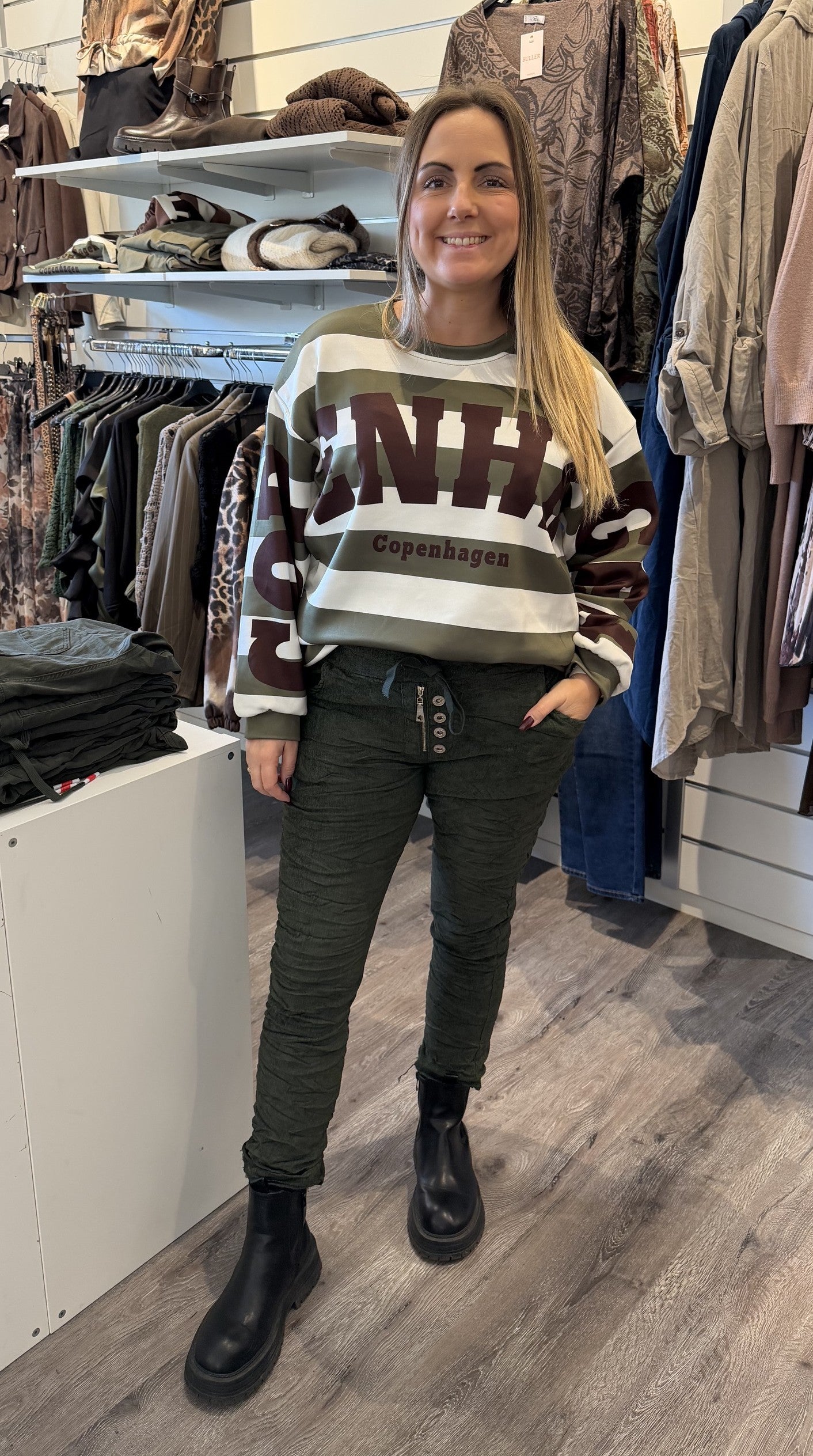 Serena Magiska byxor Manchester Military