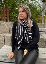 Ely - Sjal - Mönster  - Svat/Grå - Nyhet