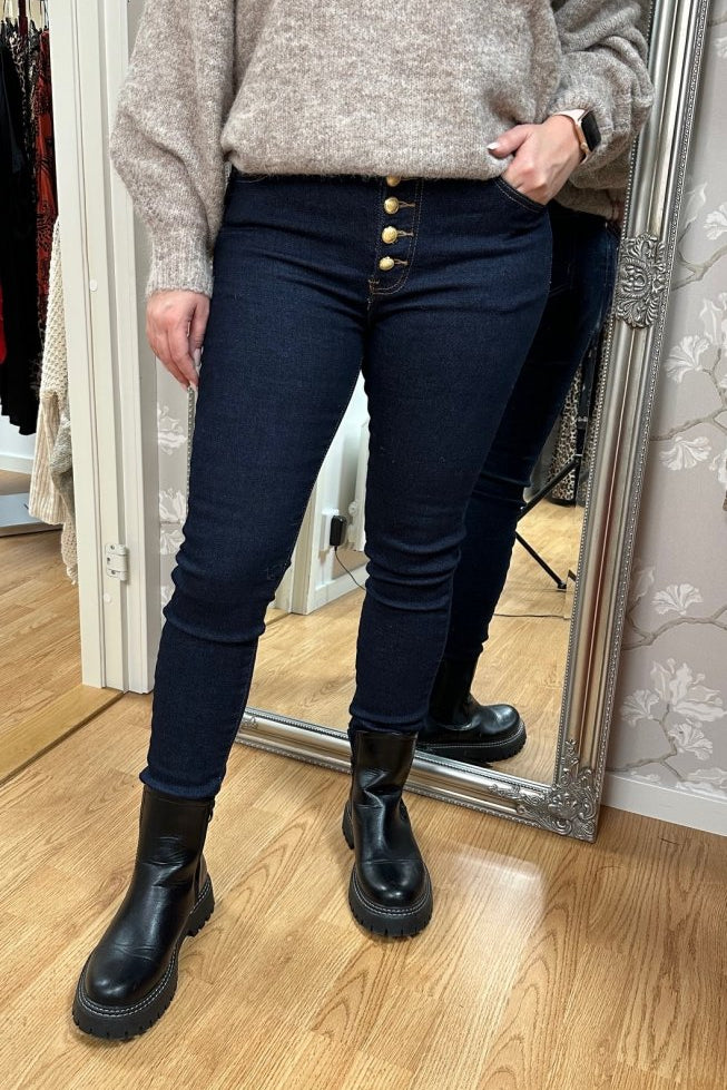 skinny2.jpg