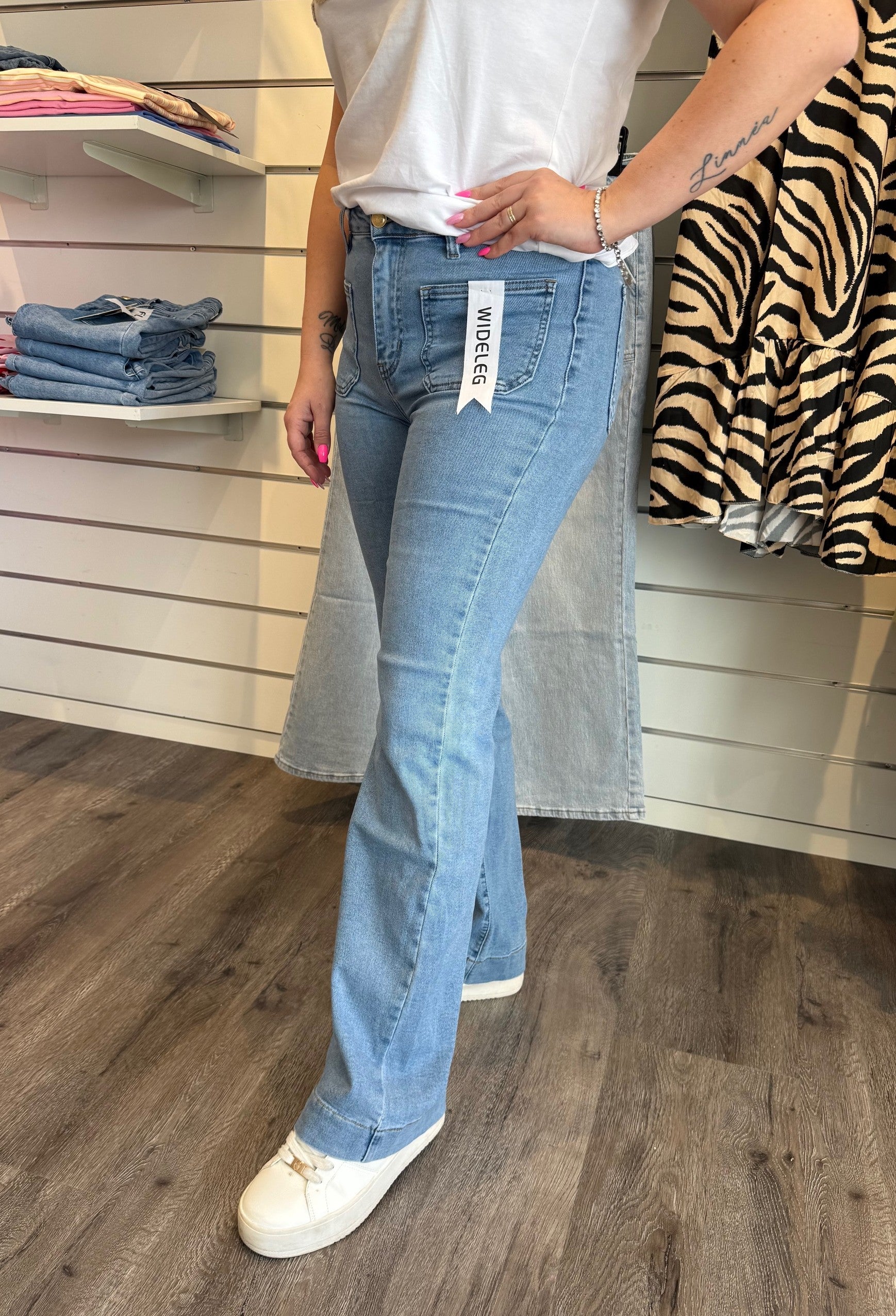 Sofia jeans wide legY6695R Ljus denim