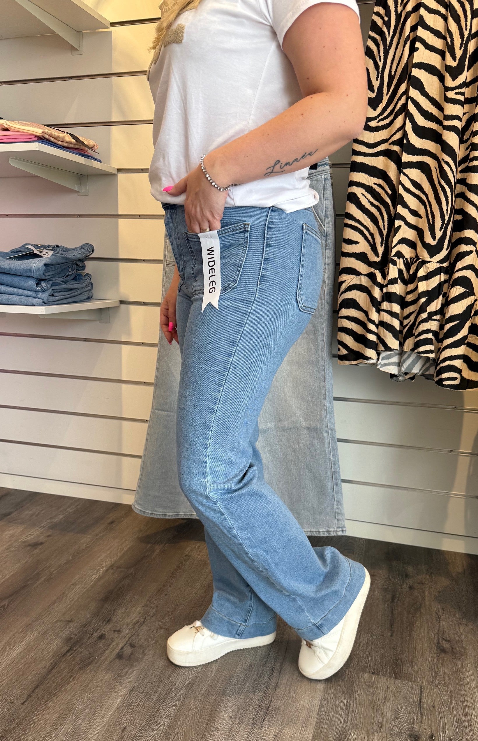 Sofia jeans wide legY6695R Ljus denim