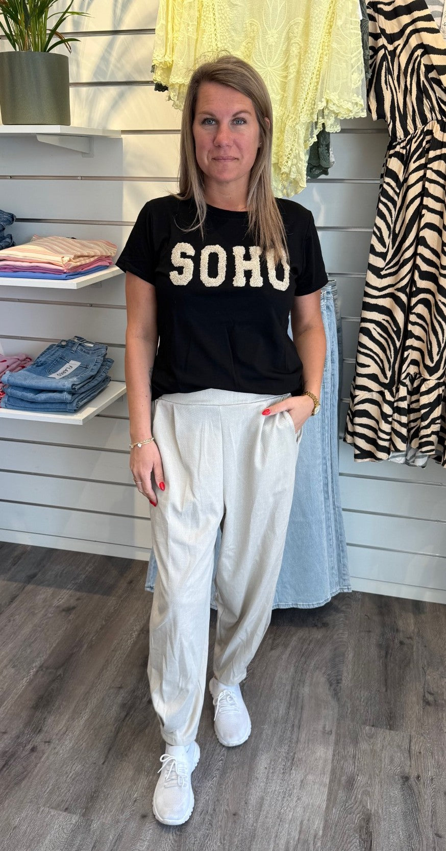 Herdis Tshirt Svart
