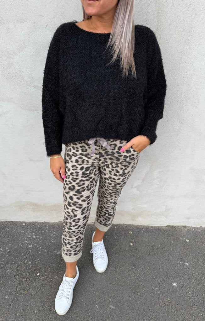 Anouk - Stickad Tröja - Svart - Nyhet