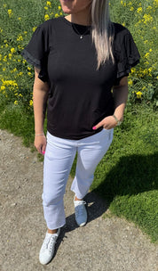 Telma - Topp med volang - Svart - Nyhet