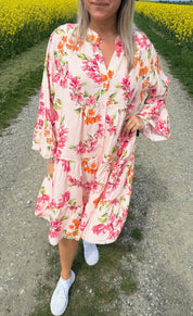 Tilde volangklänning rosa