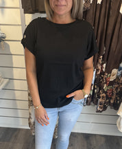 Tina T-shirt Knappar Svart