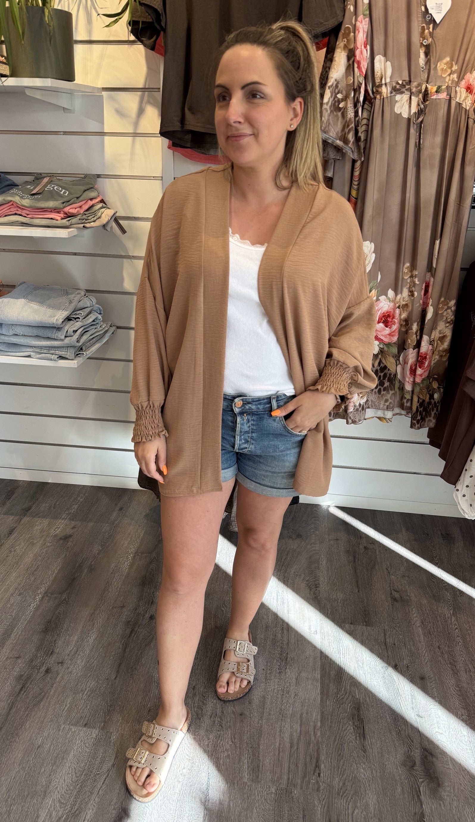 Julia- Cardigan kort - Camel