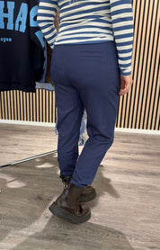 Kendra- Byxa med resår - Mörk denim- Nyhet