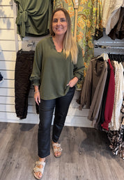 Vendela Blus V-ringad Khaki