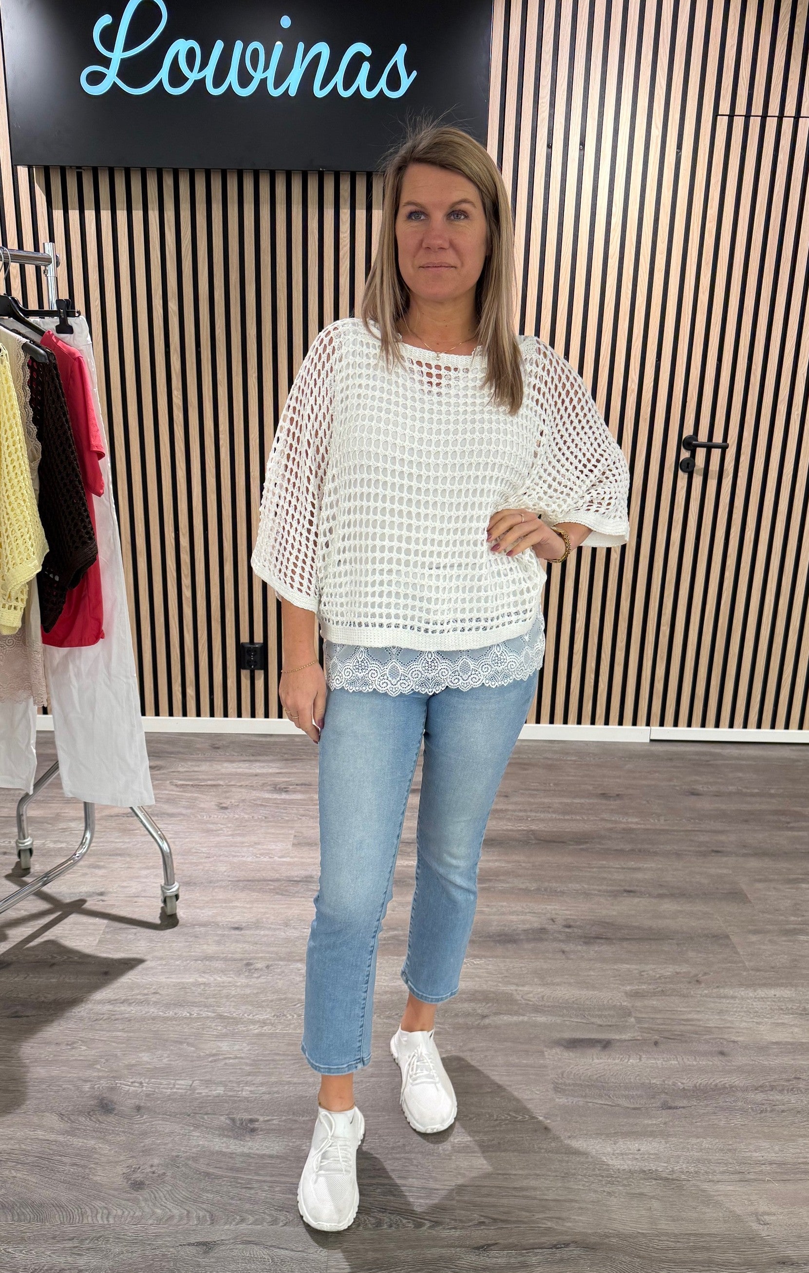 Cleo - Hålstickad tröja - Vit