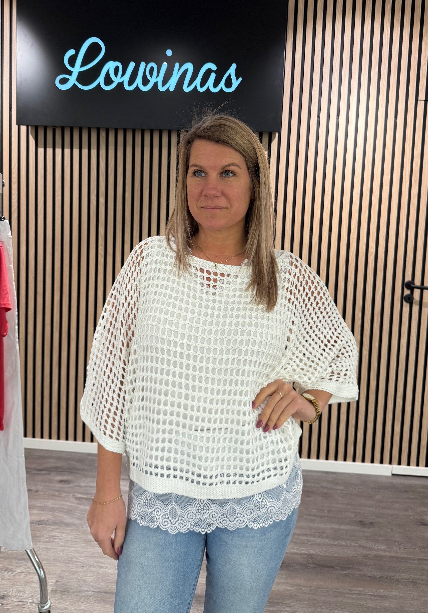 Cleo - Hålstickad tröja - Vit