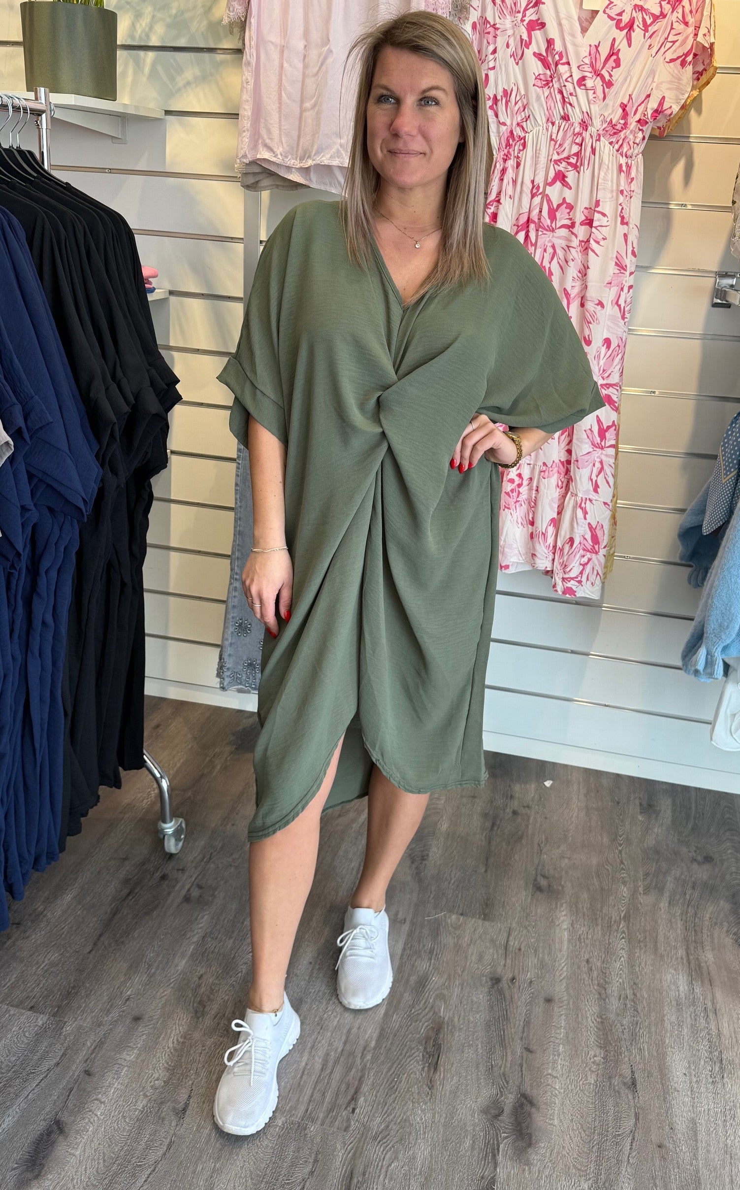 Vivvi - Tunika med Knyt Khaki
