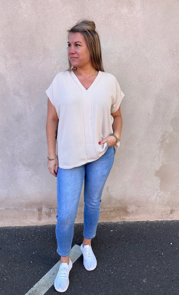 Calla- Blus V-ringad - Beige