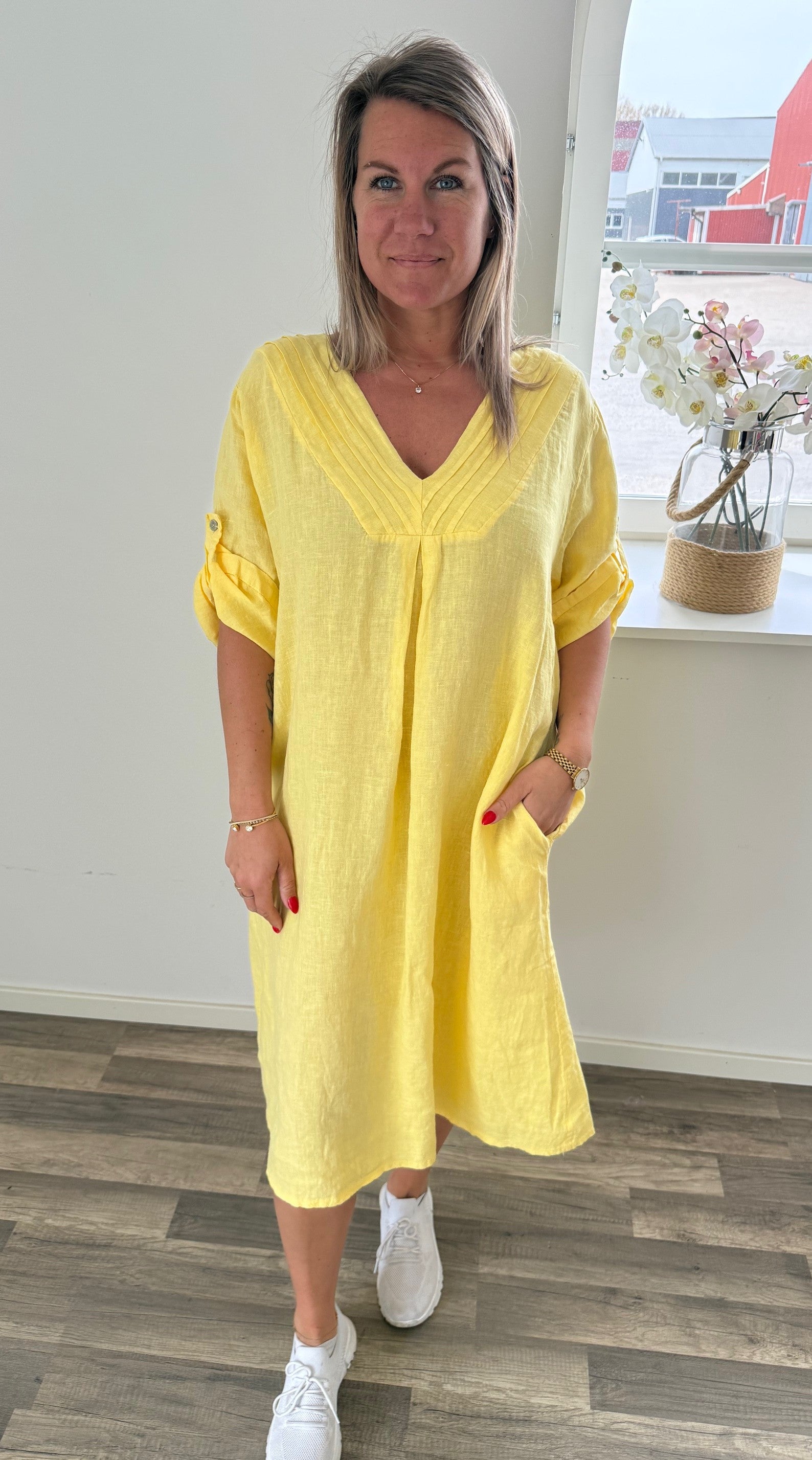 Wendy Linneklänning Gul