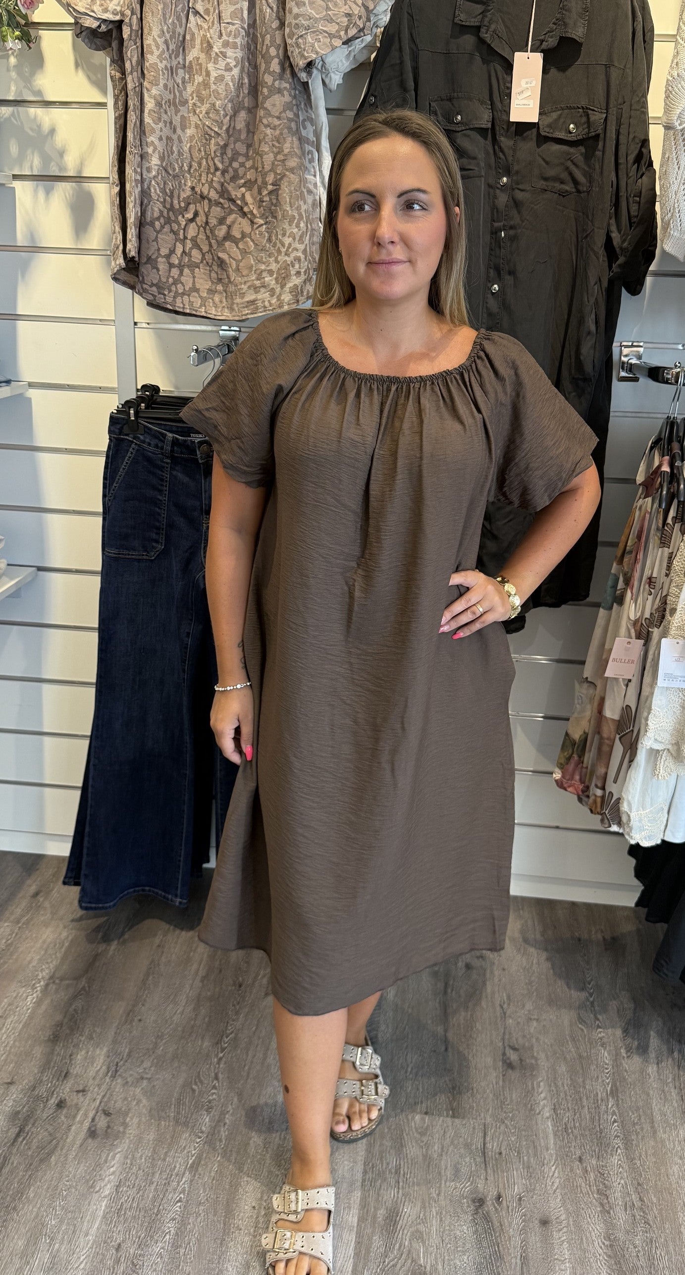Sarai klänning Choco