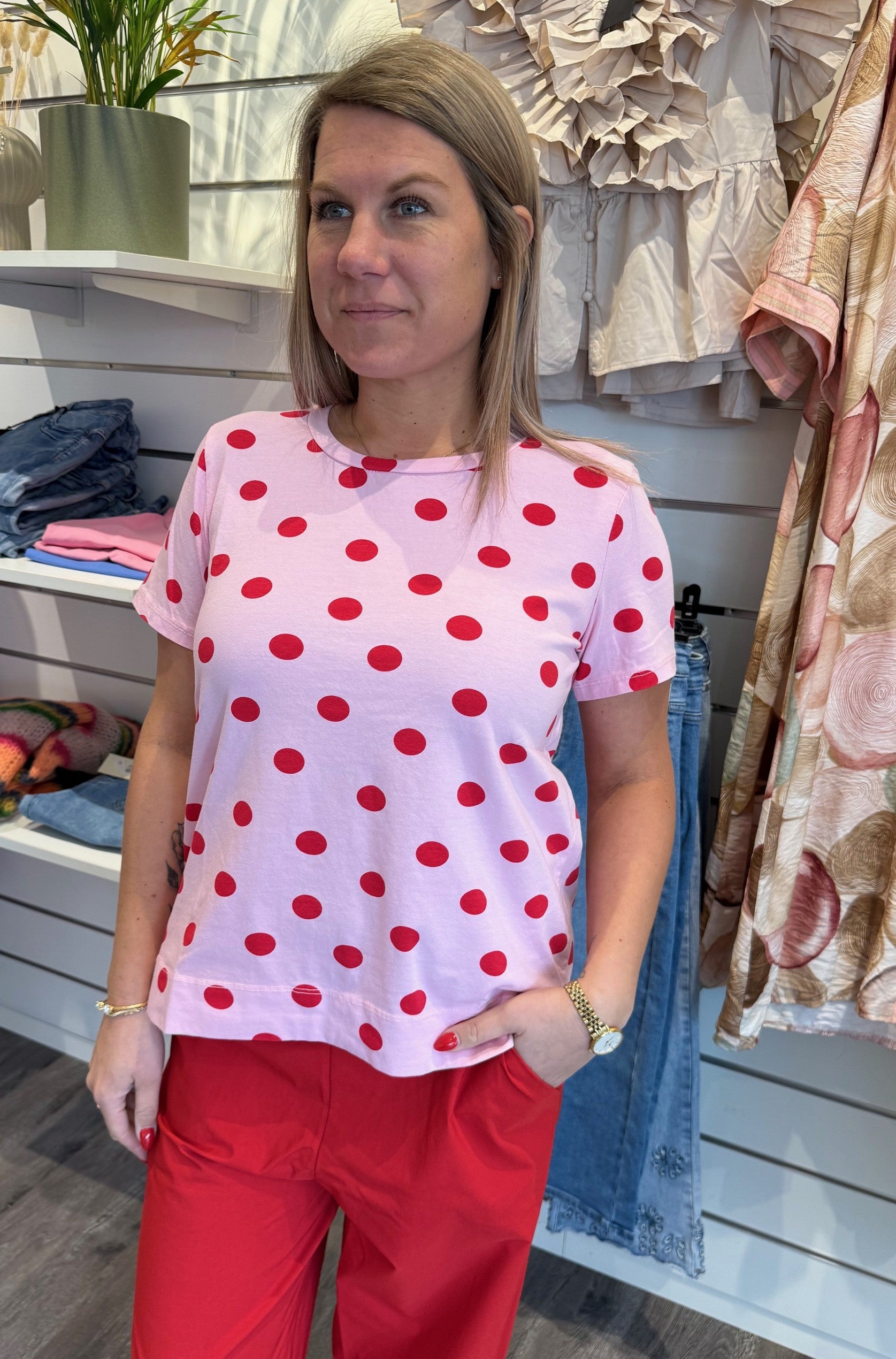 BCZelda T-shirt  Prickar Röd