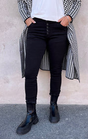 Zelma - Jeans med knappar - Svart - Nyhet