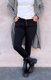 Zelma - Jeans med knappar - Svart - Nyhet