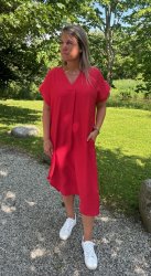 Cassie- Klänning - Röd  - Nyhet