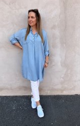 Elsa - Jeansklänning -  Ljus Denim- Nyhet